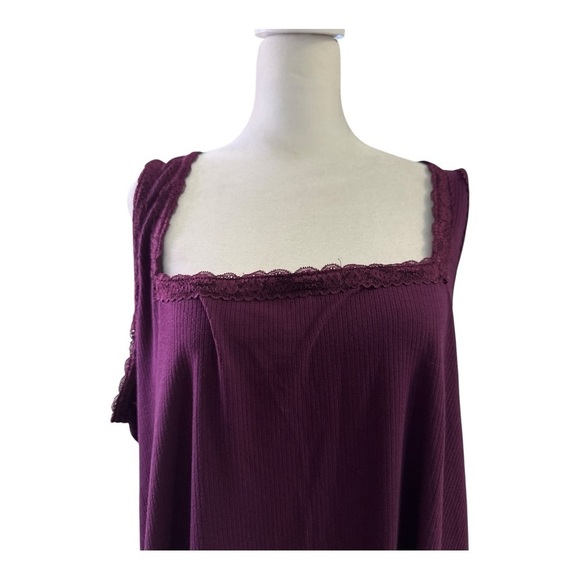 Torrid Super Soft Tank Lace Trim Maroon/Burgandy Size 5 Women’s Comfortable - Picture 2 of 6